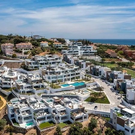 Luxury Next To Golf Course In Apartment Marbella